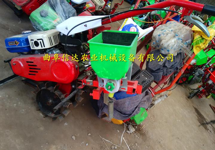 产品信息 农业机械 畜牧机械 厂家销售小型玉米专用播种机,汽油施肥